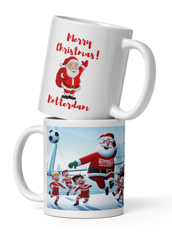 Kerstman Voetbalt aan de Maas: Unieke Rotterdamse Kerstmok
