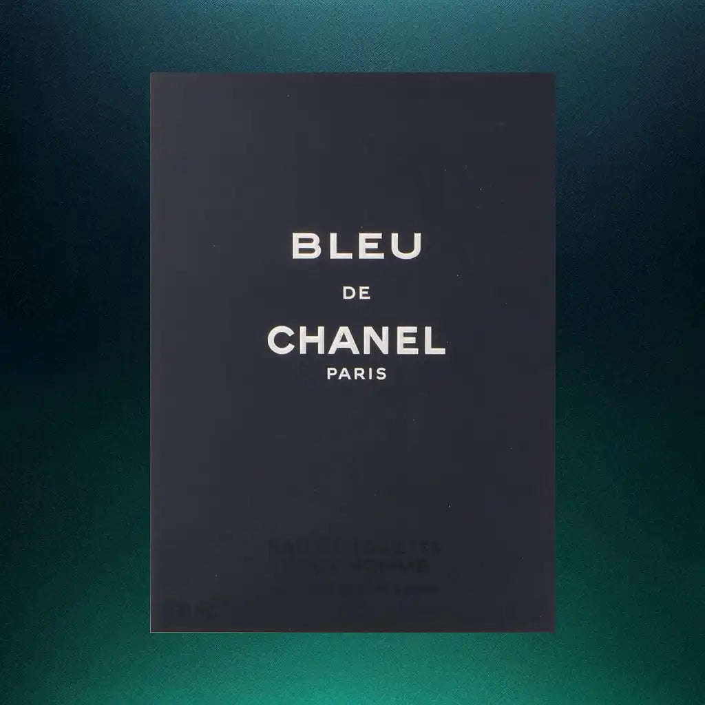 Verpakking van Bleu de Chanel Eau de Toilette voor heren, luxe parfumdoos