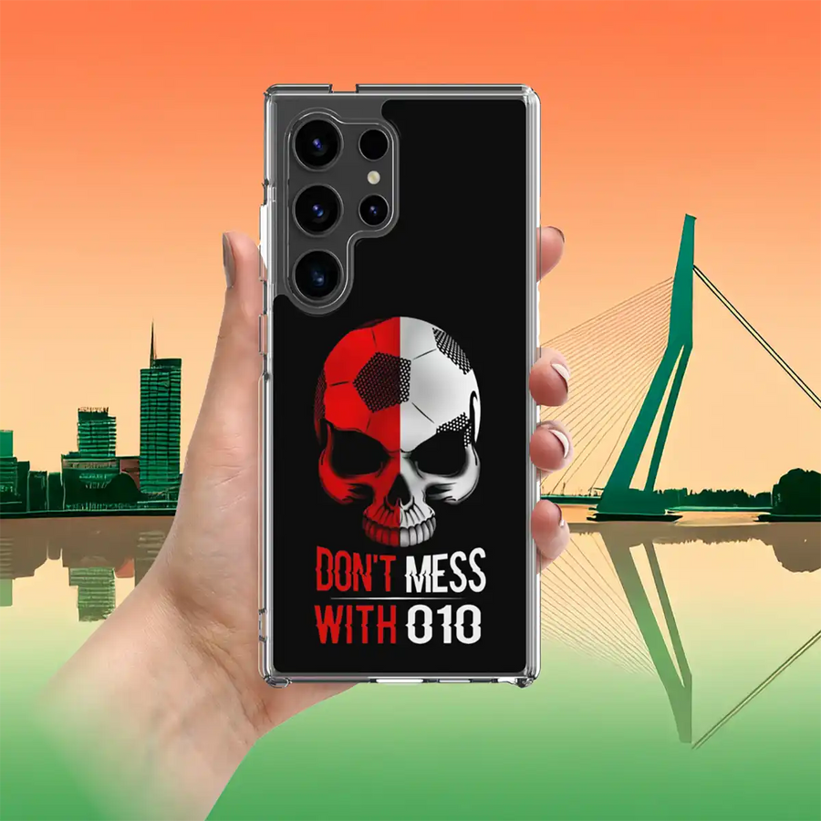 Feyenoord telefoonhoesje Samsung Galaxy met Don't Mess With 010 design tegen Rotterdam skyline