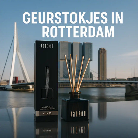 Janzen Skin 90 geurstokjes in Rotterdam sfeer met skyline – luxe interieurparfum niche