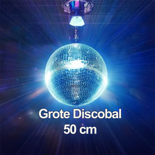 Grote discobal van 50 cm aan plafond met LED-verlichting, ideaal voor clubs en feestlocaties