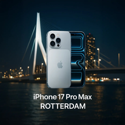 iPhone 17 Pro Max zilver voor Erasmusbrug Rotterdam met verlichte skyline professionele productfoto Coolblue