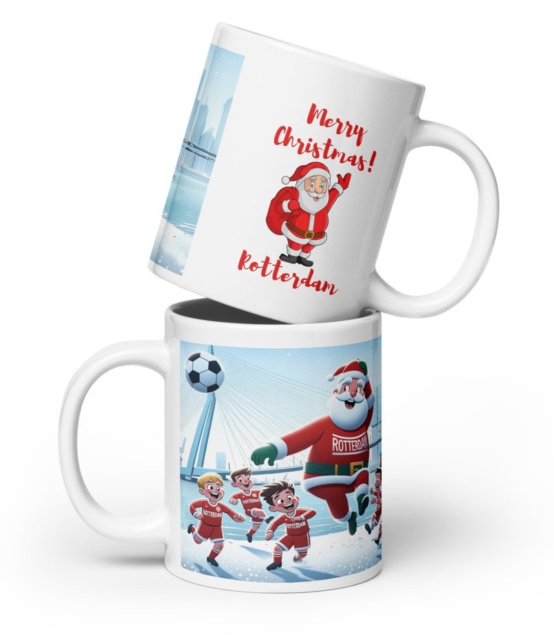 Kerstman Voetbalt aan de Maas: Unieke Rotterdamse Kerstmok
