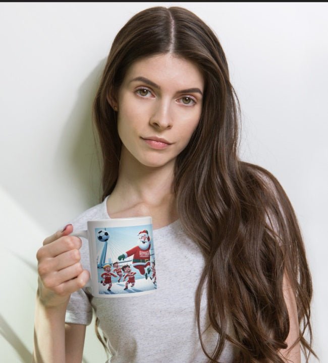 Kerstman Voetbalt aan de Maas: Unieke Rotterdamse Kerstmok