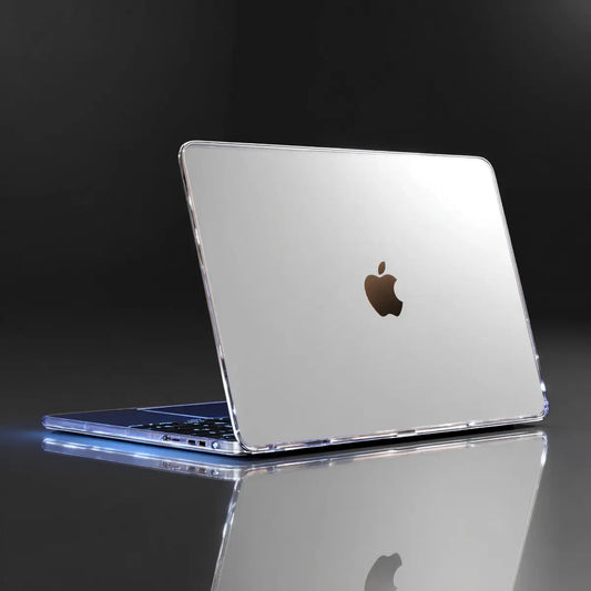 MacBook Air M4 2025 in glanzende uitvoering tegen Rotterdam Erasmusbrug achtergrond