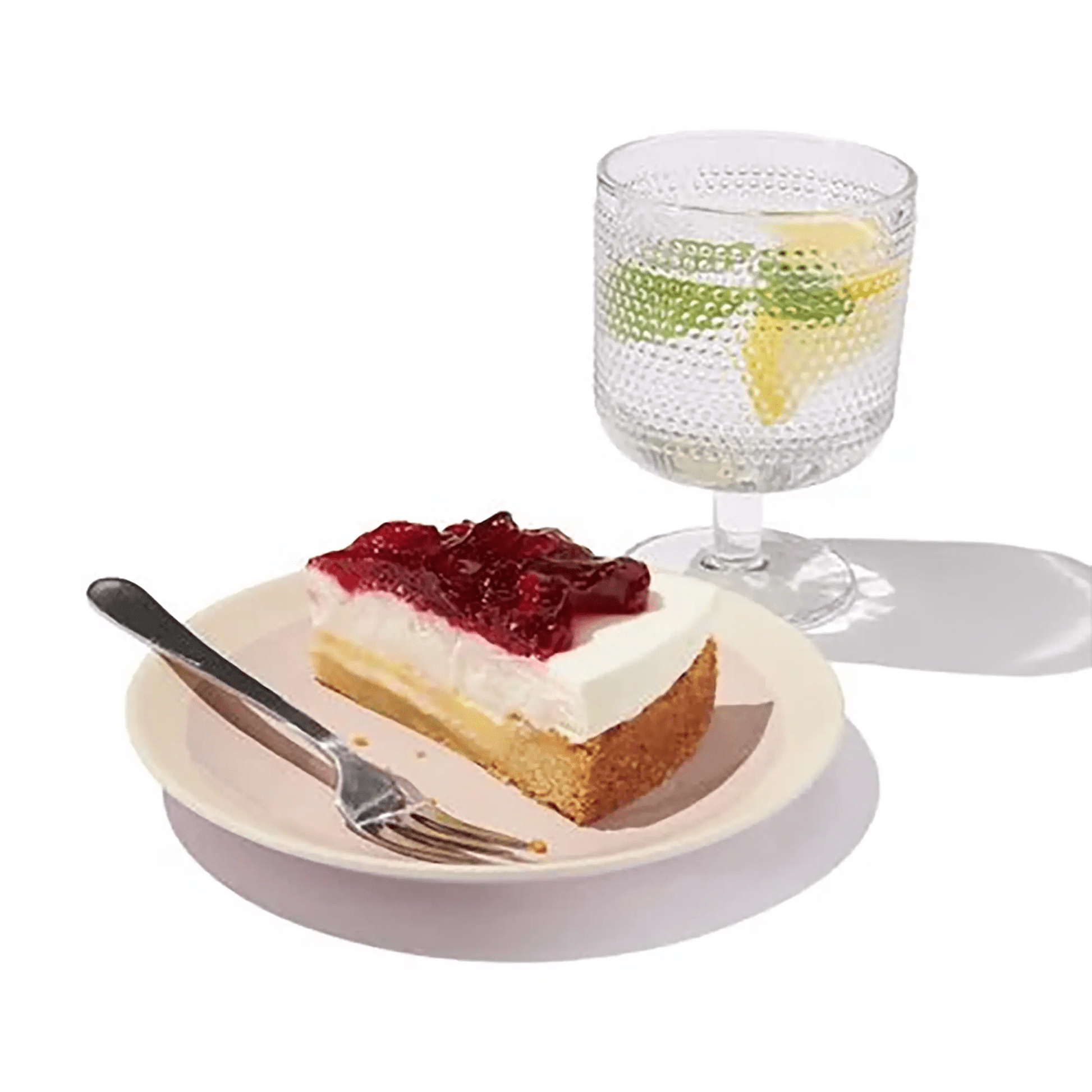 MonChou® cheesecake bestellen met frambozentopping en drankje, afhalen bij HEMA voor een complete ervaring