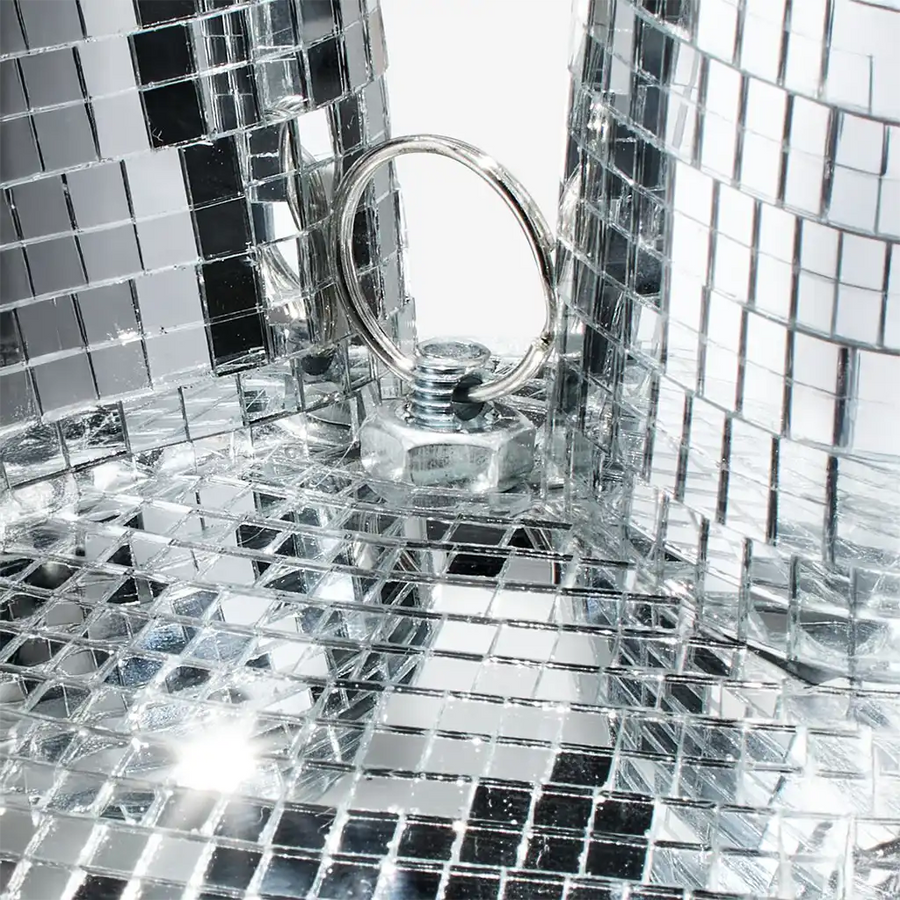 Nijntje Discobal bevestigingshaak detail - veilig ophangen kinderkamer plafond