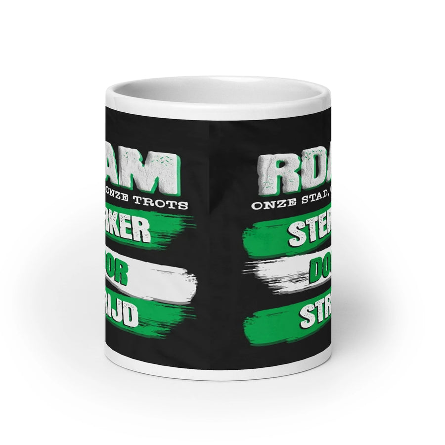 Rotterdam mok met de tekst 'Sterker door Strijd' - Uniek cadeau voor Rotterdam liefhebbers, met wit en groen ontwerp